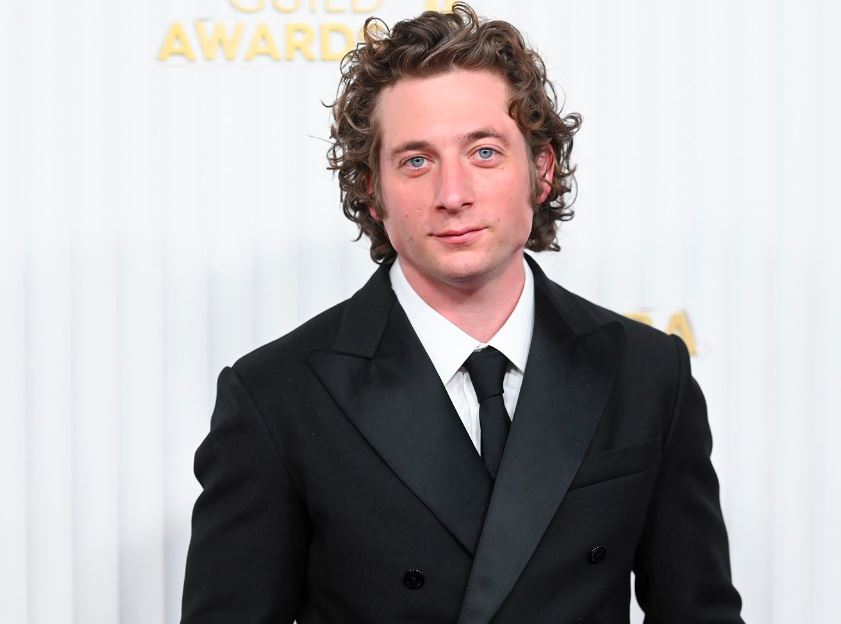 Jeremy Allen White