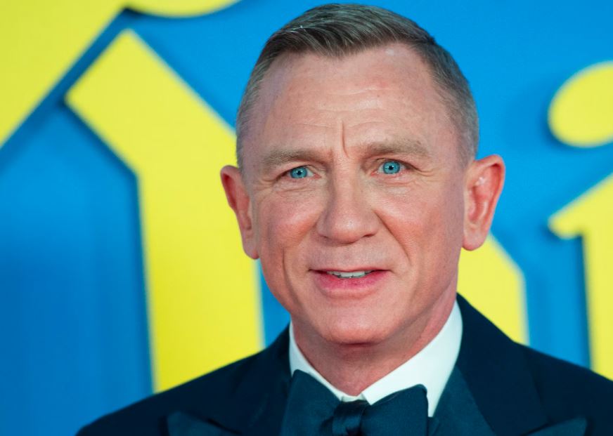 Daniel Craig