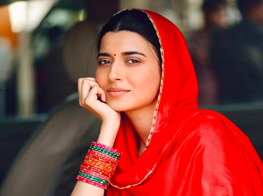 nimrat khaira pic

