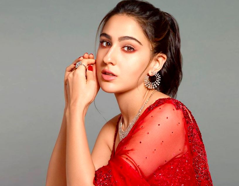 sara ali khan social media