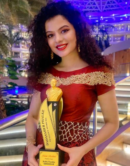 palak muchhal awards