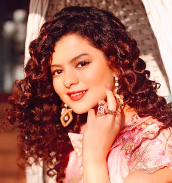 Palak Muchhal style