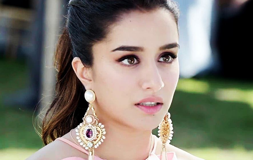 Shraddha Kapoor height